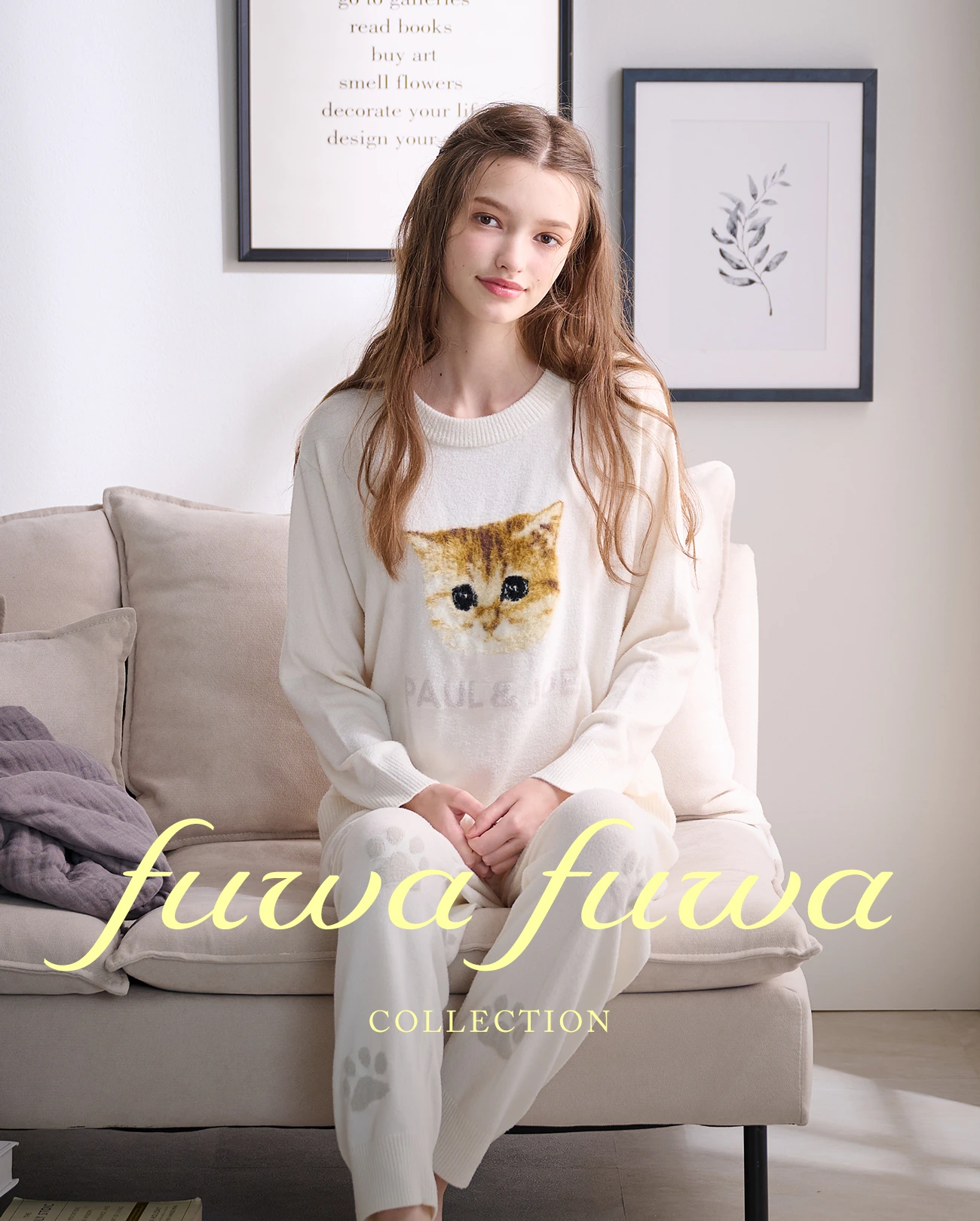fuwafuwa COLLECTION — アイボリーのヌネットニットを着たモデル